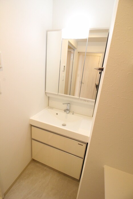 物件内観写真10　(洗面)