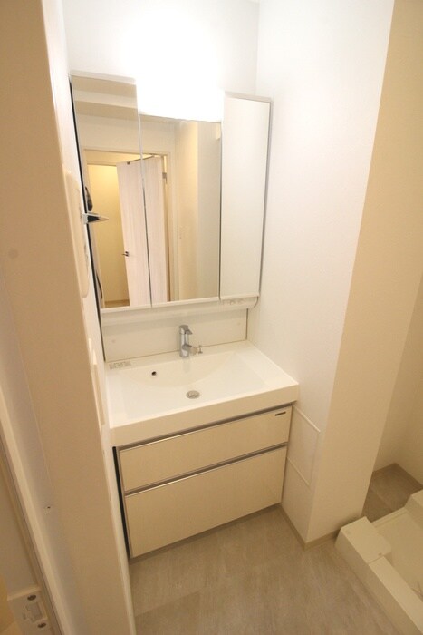 物件内観写真10　(洗面)