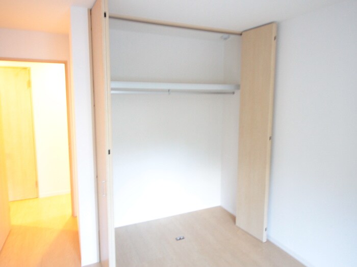 物件内観写真11　(収納)