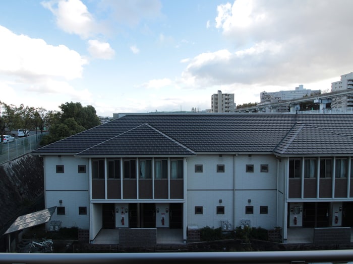 物件内観写真16　(室内からの展望)