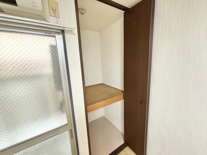 物件内観写真10　(収納)