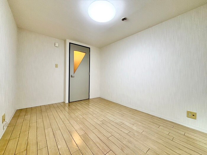 物件内観写真17　(居室)