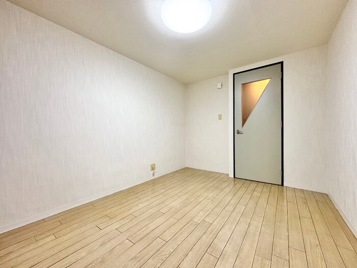 物件内観写真18　(居室)