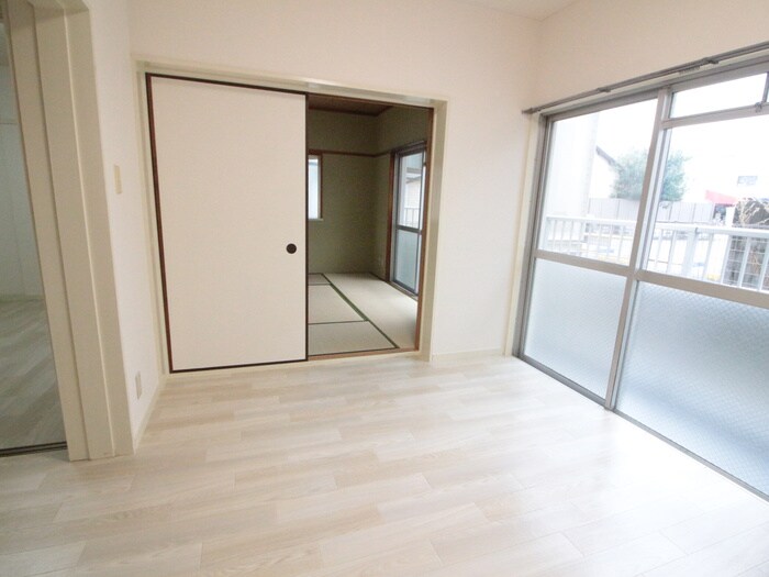 物件内観写真9　(居室)