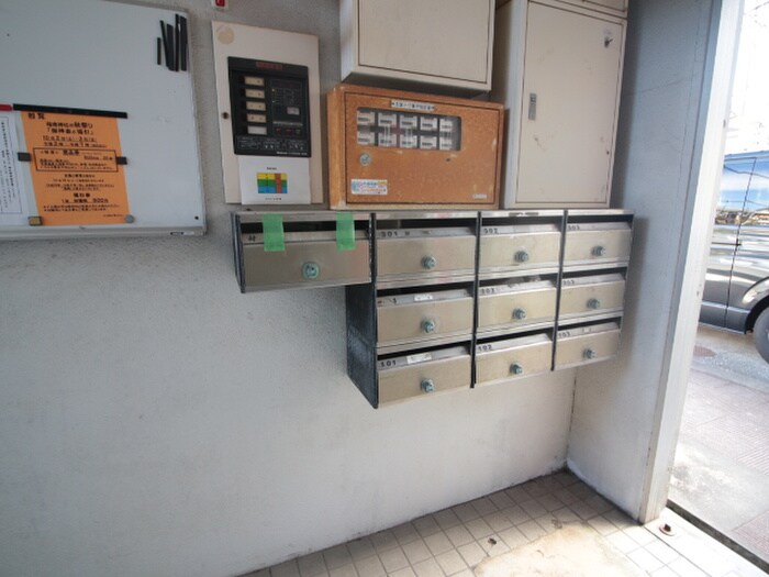 物件外観写真4　(建物設備)