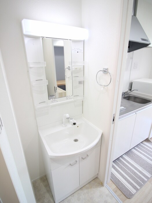 物件内観写真9　(洗面)