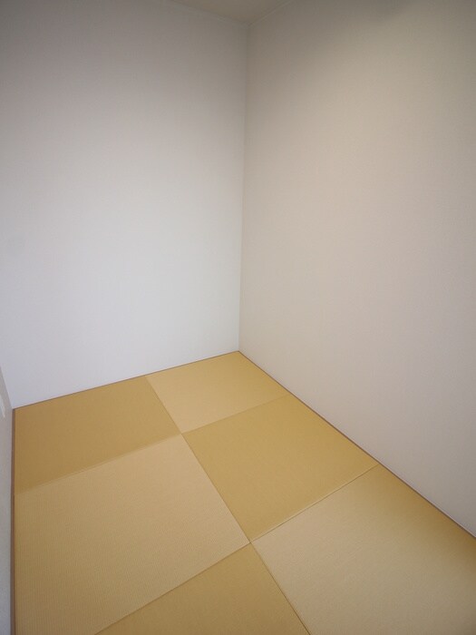 物件内観写真13　(居室)