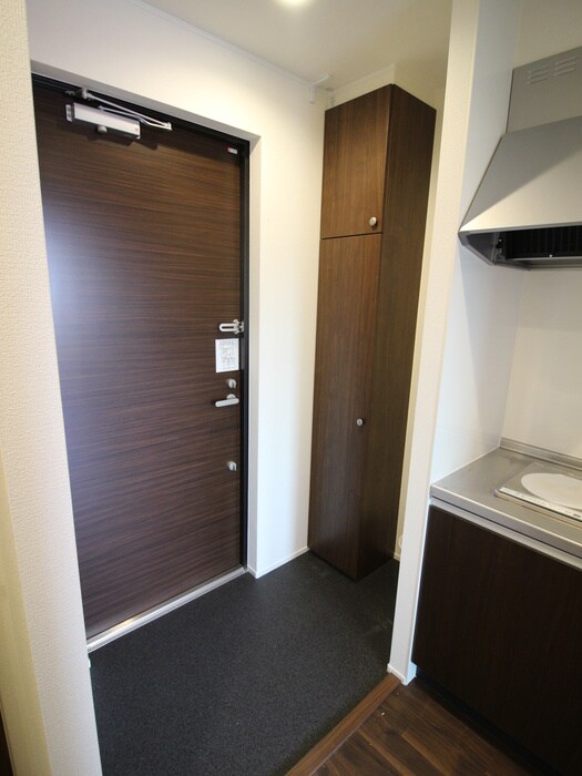 物件内観写真17　(玄関)