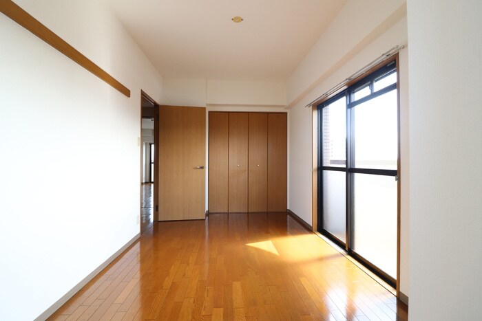 物件内観写真11　(居室)