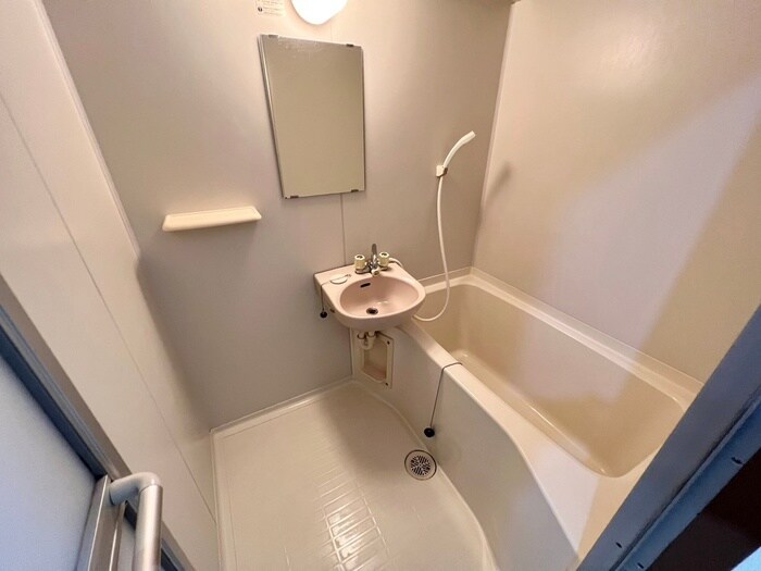 物件内観写真13　(バス／シャワールーム等)