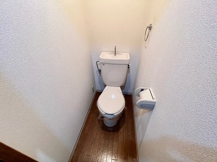 物件内観写真14　(トイレ)