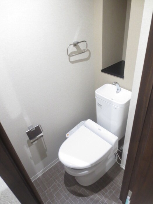 物件内観写真13　(トイレ)