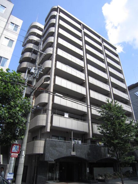 ロックフィ－ルド外観写真