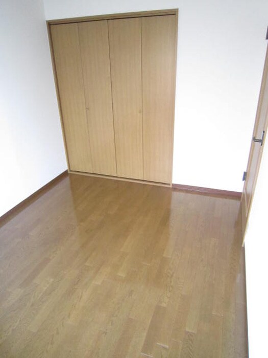 物件内観写真13　(居室)