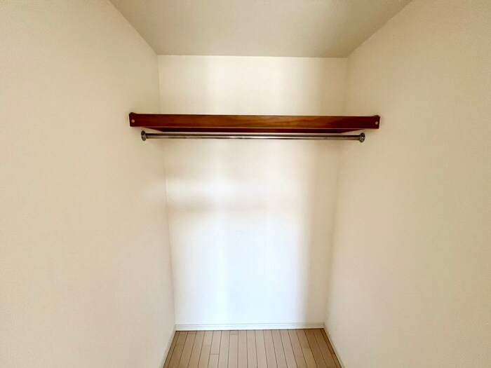 物件内観写真13　(収納)