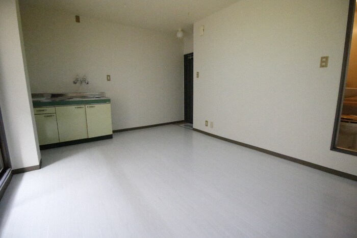 物件内観写真5　(居室)