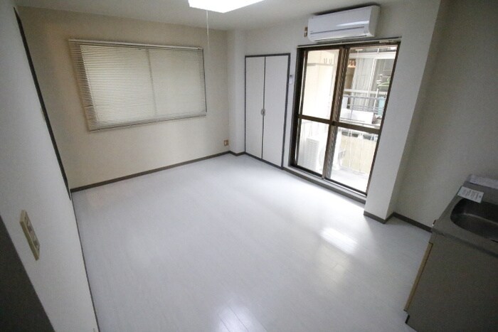 物件内観写真10　(居室)