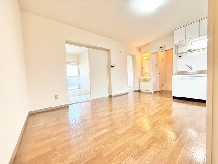 物件内観写真8　(居室)