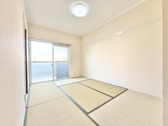 物件内観写真11　(居室)