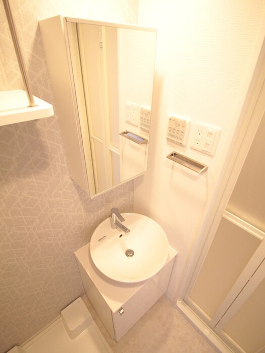 物件内観写真12　(洗面)