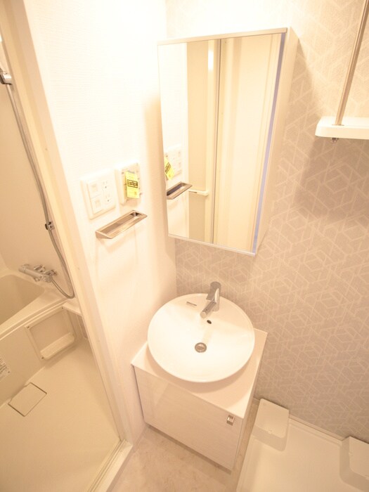 物件内観写真15　(洗面)