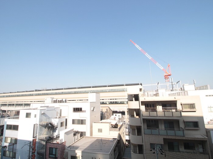 物件内観写真22　(室内からの展望)