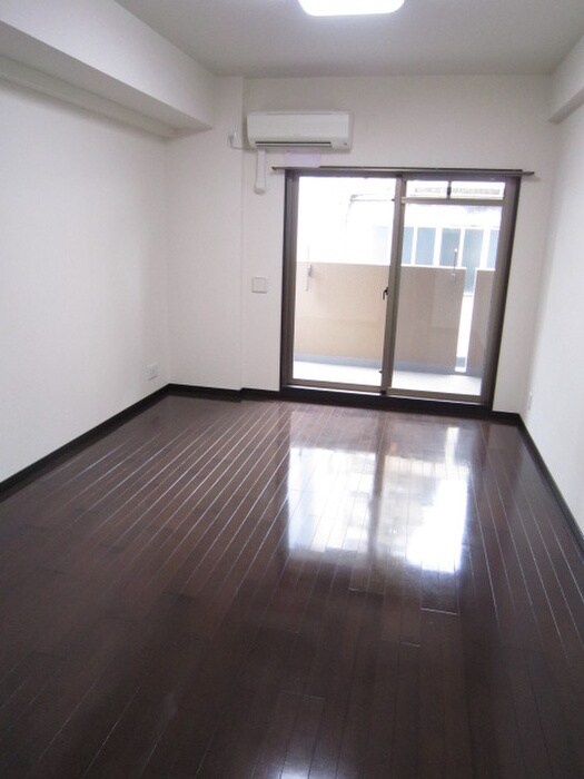 物件内観写真6　(居室)