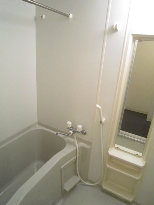 物件内観写真8　(バス／シャワールーム等)