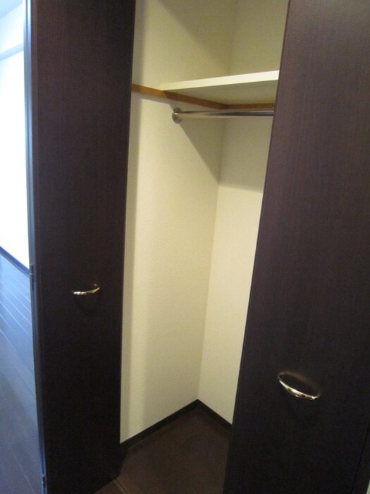 物件内観写真11　(収納)