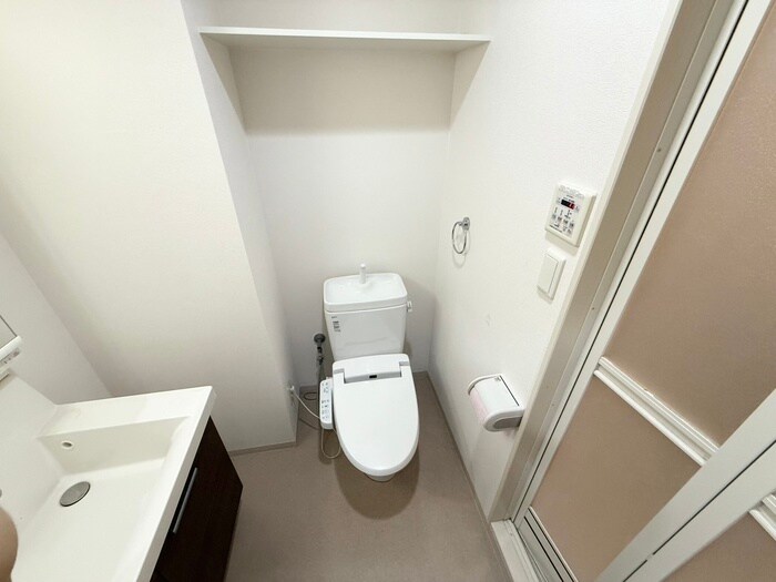 物件内観写真10　(トイレ)