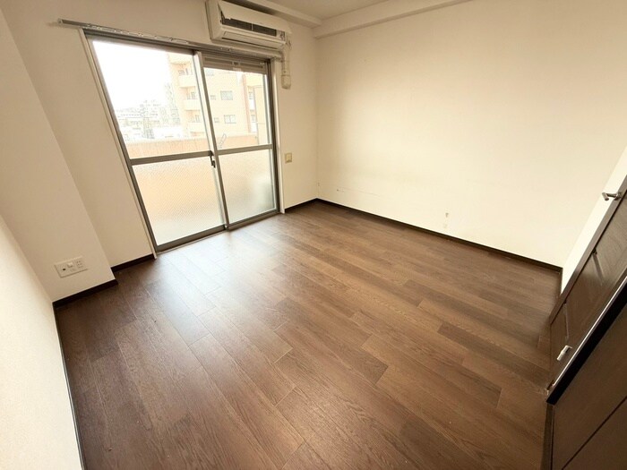 物件内観写真13　(居室)