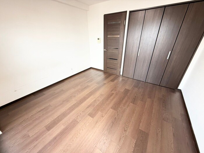 物件内観写真14　(居室)