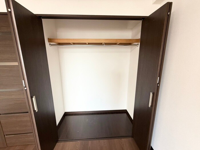 物件内観写真16　(収納)