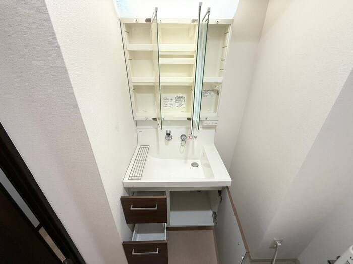 物件内観写真22　(収納)