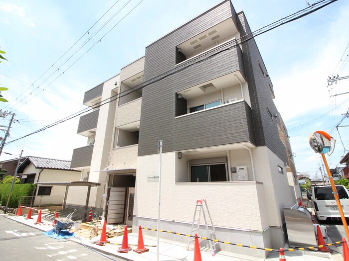 物件外観写真1　(外観写真)