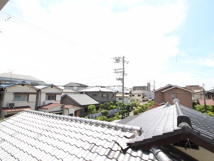 物件内観写真12　(室内からの展望)