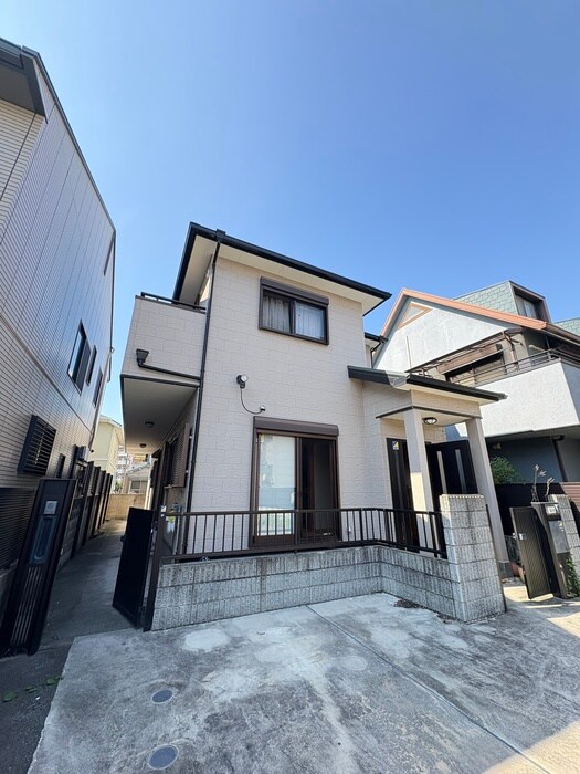 物件外観写真6　(駐輪場)