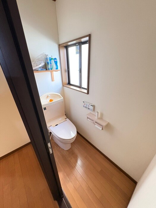 物件内観写真12　(トイレ)