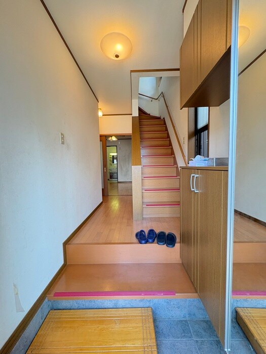 物件内観写真18　(廊下)