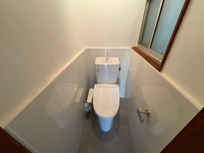 物件内観写真14　(トイレ)