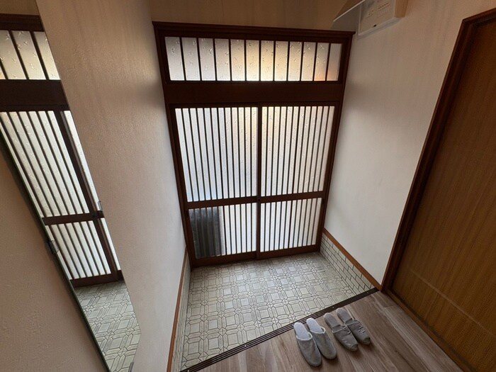 物件内観写真19　(玄関)
