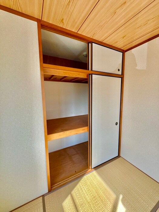 物件内観写真7　(収納)