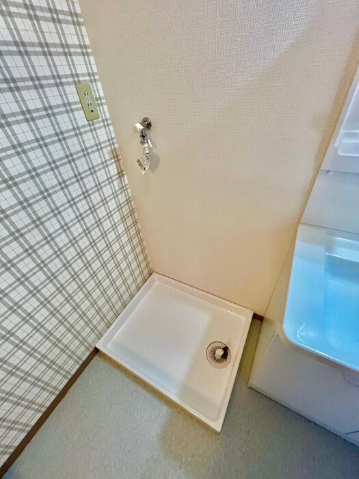 物件内観写真13　(洗濯機置場)