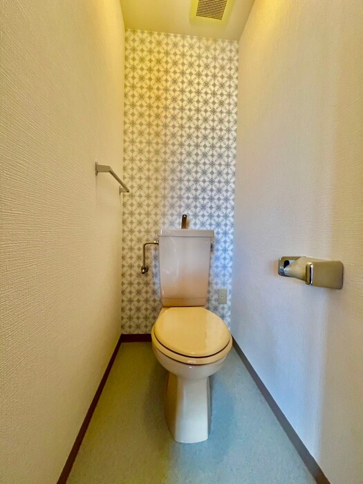 物件内観写真15　(トイレ)