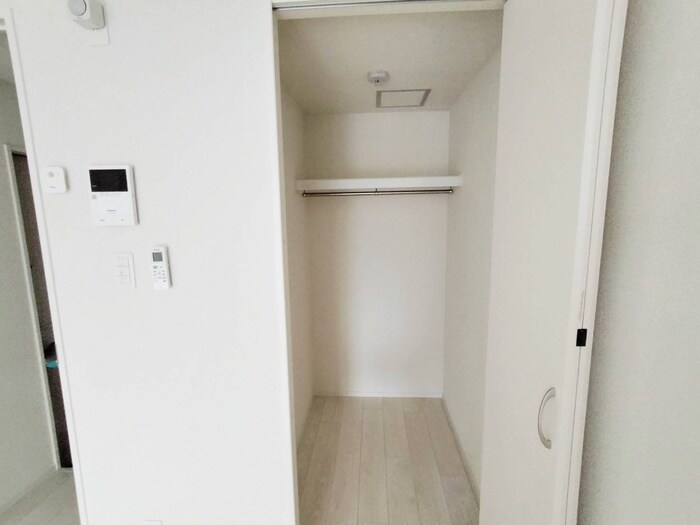 物件内観写真4　(収納)