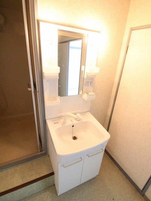 物件内観写真8　(洗面)