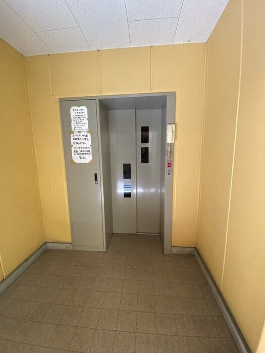 物件外観写真4　(建物設備)