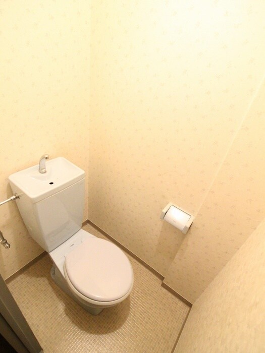 物件内観写真10　(トイレ)