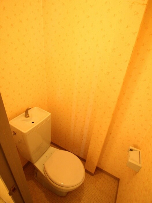 物件内観写真10　(トイレ)