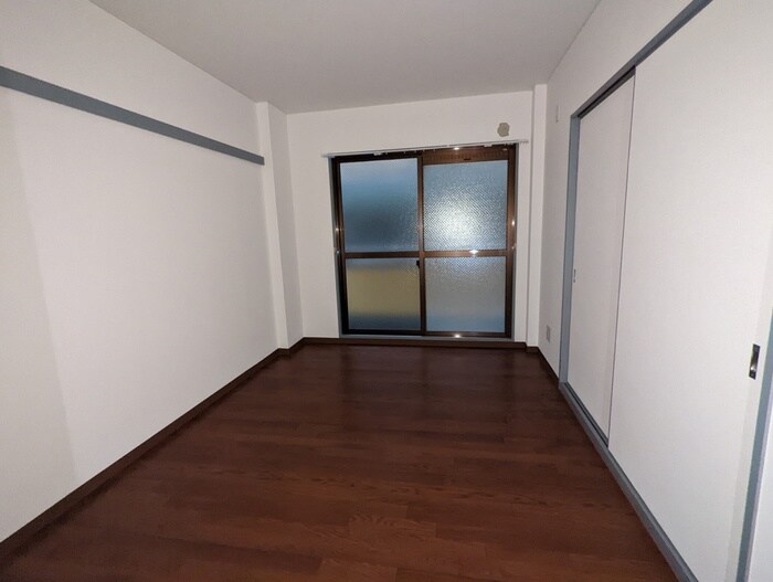 物件内観写真11　(居室)